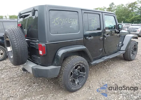 2014 Jeep Wrangler Unlimited Sahara z USA, uszkodzony, nr VIN 1C4BJWEG1EL198513